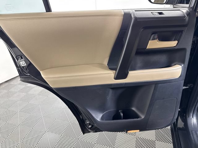 Used 2019 Toyota 4Runner SR5 AWD/4WD image 20