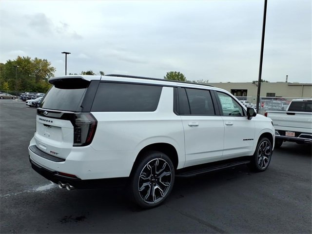 New 2026 Chevrolet Suburban RST w/ Advanced Technology Package image 3