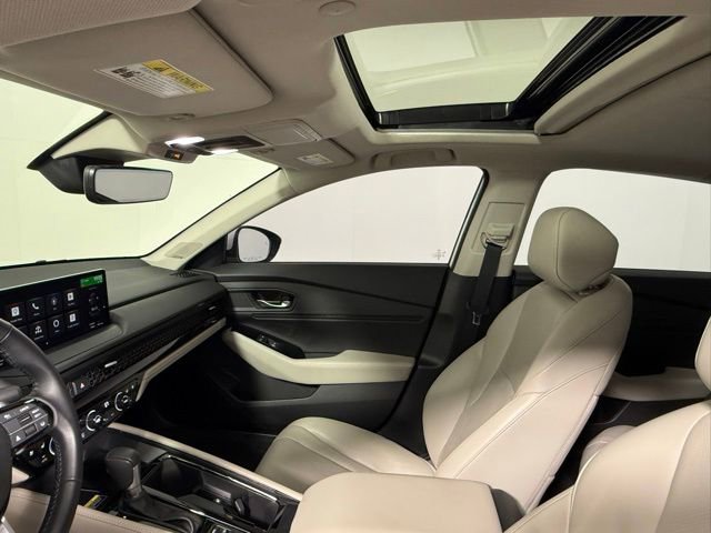 Used 2023 Honda Accord Touring image 31