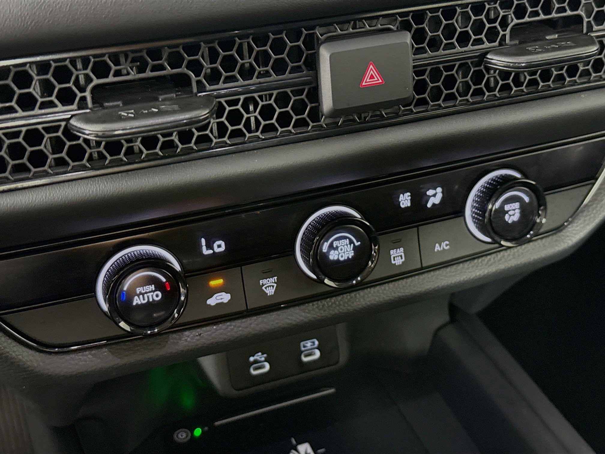 Certified 2026 Honda HR-V LX image 17