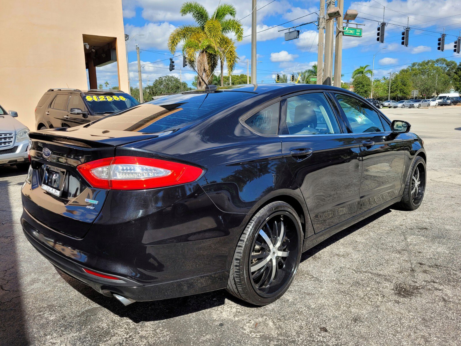 Used 2013 Ford Fusion SE image 12