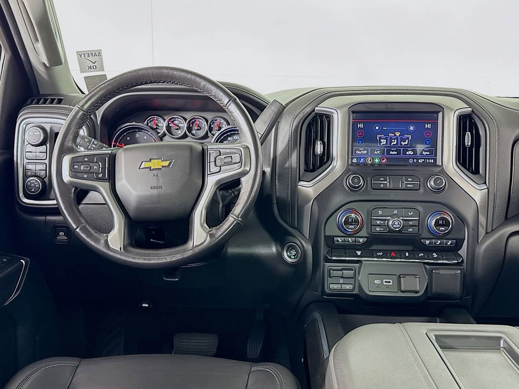 Used 2021 Chevrolet Silverado 2500 LTZ w/ LTZ Convenience Package image 12