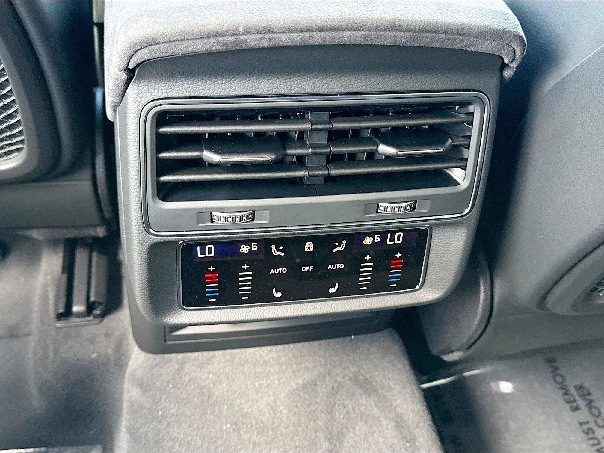 New 2026 Audi RS Q8 performance AWD/4WD image 18