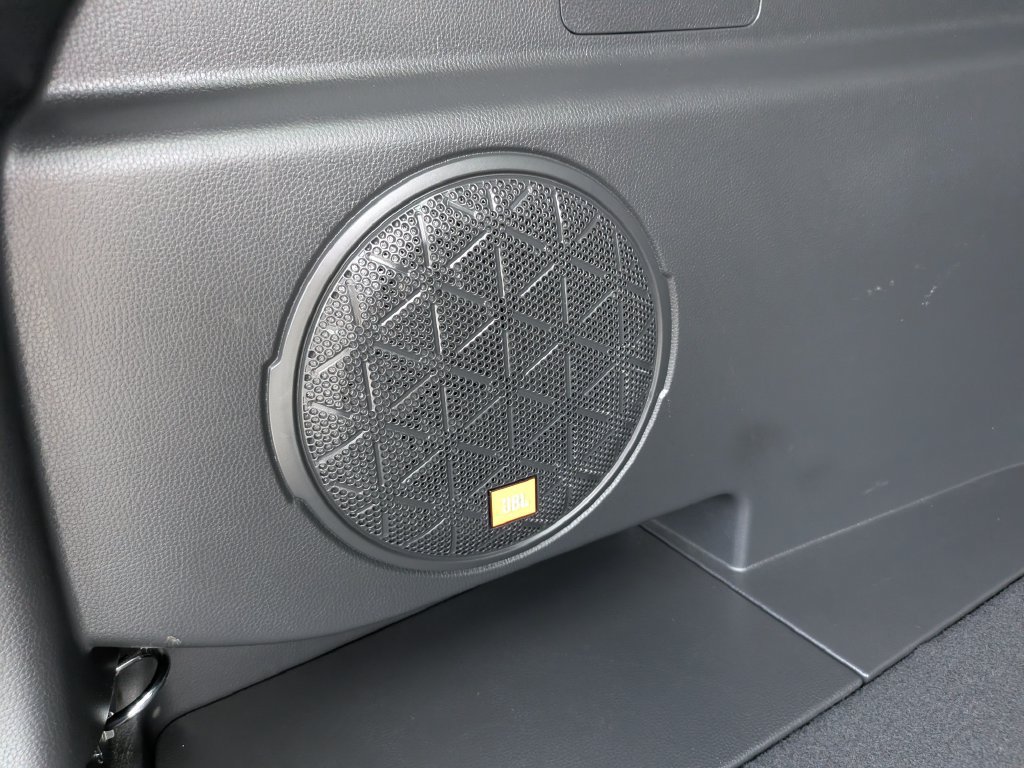 Used 2025 Toyota RAV4 Limited FWD image 14