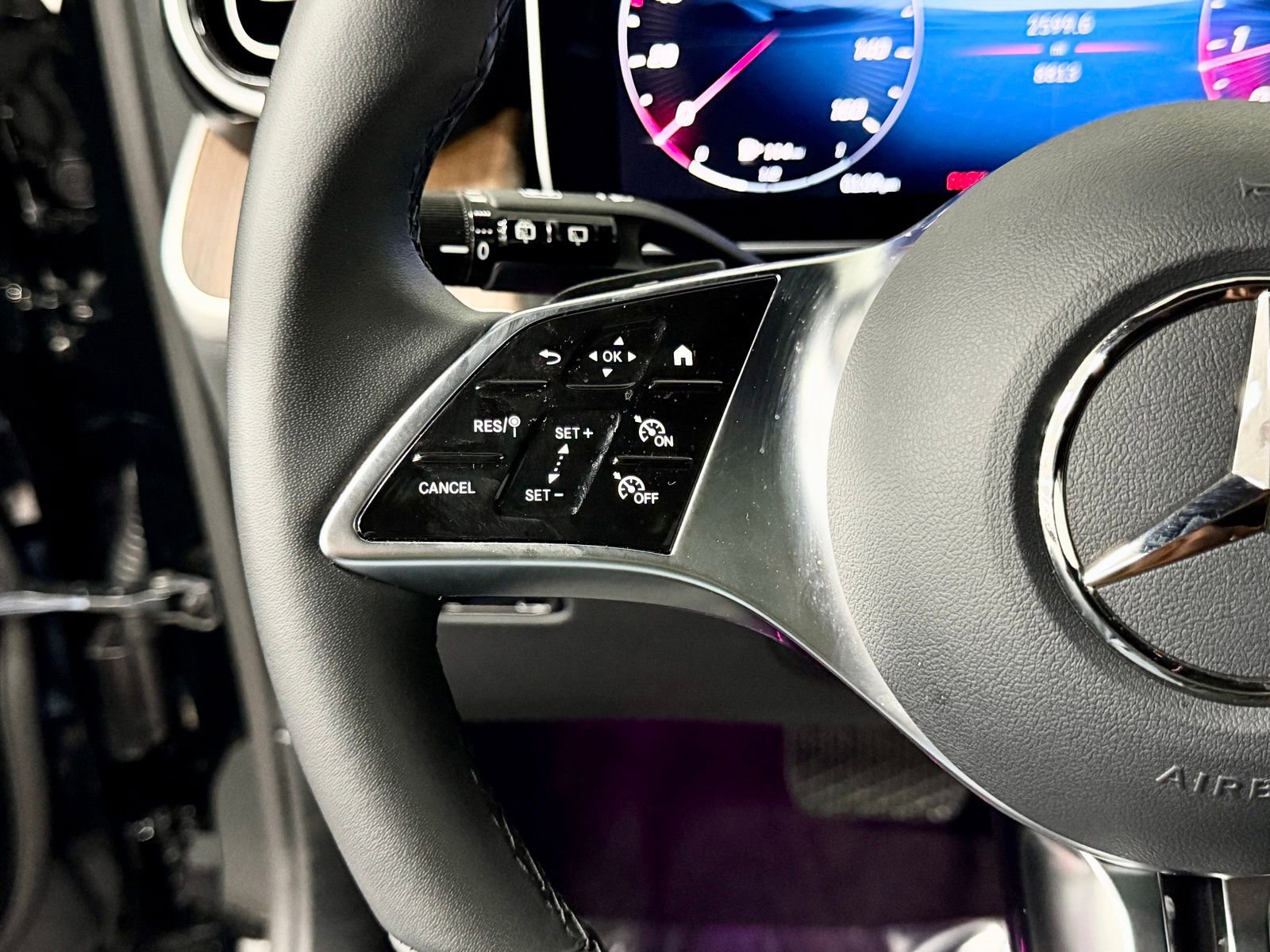 Used 2026 Mercedes-Benz GLC 300 image 29