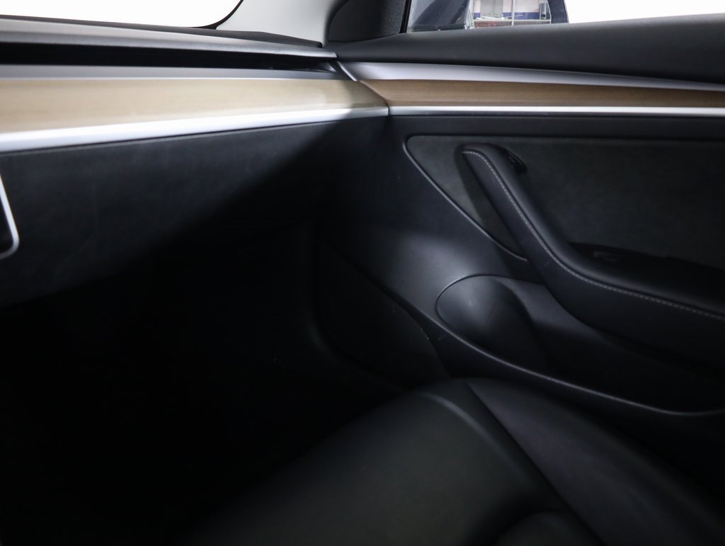 Used 2023 Tesla Model 3 Standard Range image 26