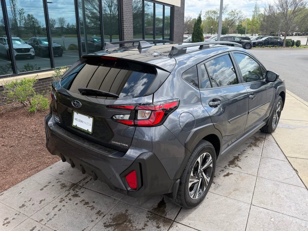 Used 2025 Subaru Crosstrek 2.0i Premium AWD/4WD image 4