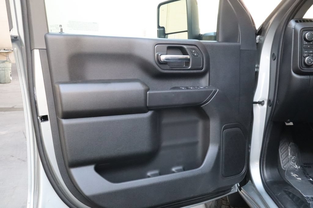 New 2026 Chevrolet Silverado 2500 Custom w/ Custom Value Package AWD/4WD image 14
