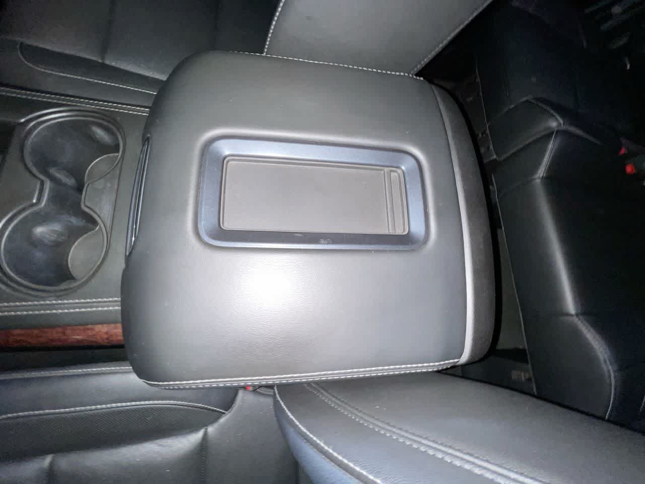 Used 2018 GMC Yukon SLT w/ Open Road Package AWD/4WD image 21