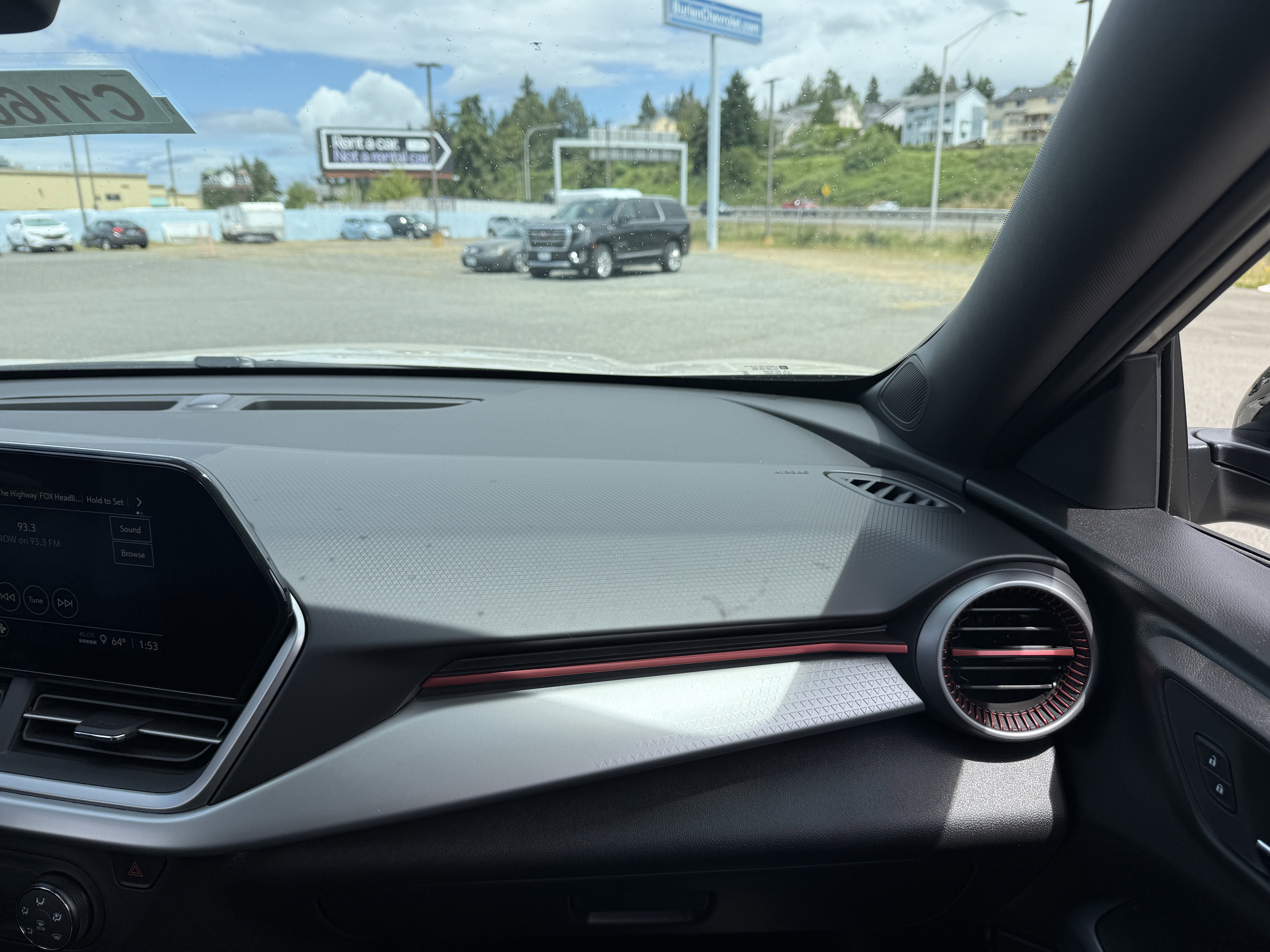 New 2026 Chevrolet Trax RS w/ Driver Confidence Package FWD image 23