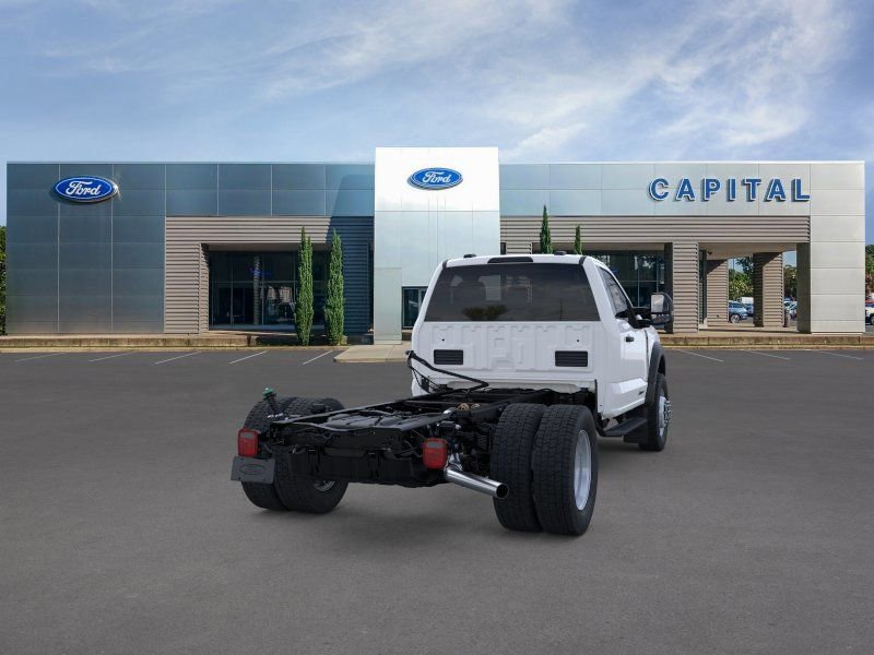 New 2025 Ford F550 4x4 Regular Cab Super Duty image 8