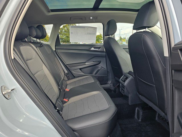 New 2027 Volkswagen Taos SE AWD/4WD image 13