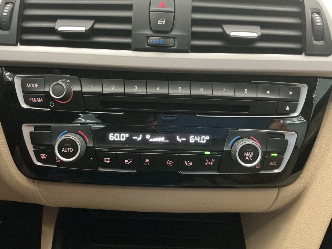 Used 2018 BMW 320i Sedan RWD image 35