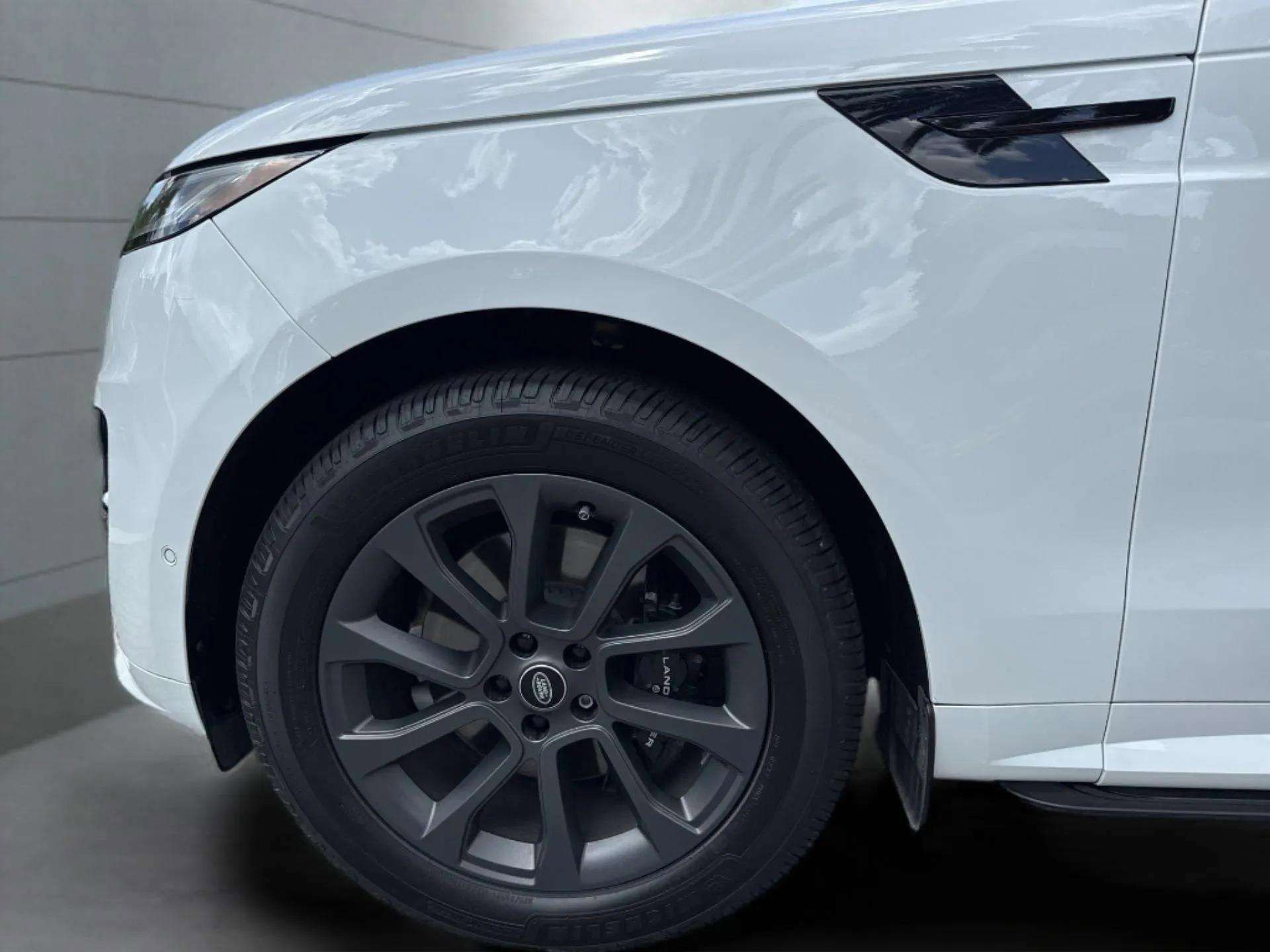 Used 2023 Land Rover Range Rover Sport SE Dynamic AWD/4WD image 50