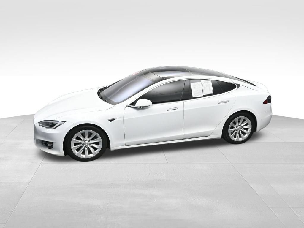 Used 2016 Tesla Model S 60D AWD/4WD image 31