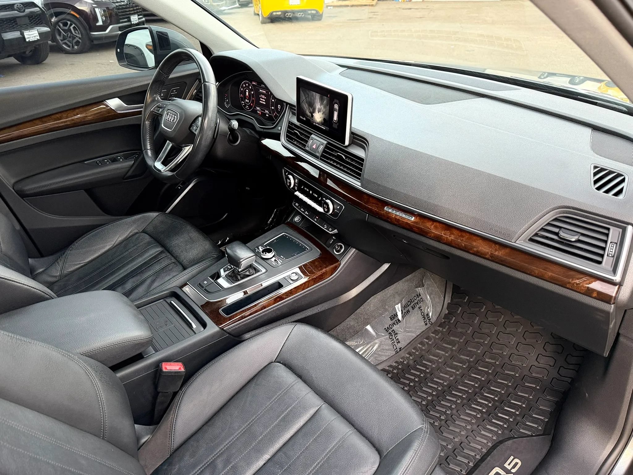 Used 2019 Audi Q5 2.0T Premium Plus w/ Premium Plus Package AWD/4WD image 21