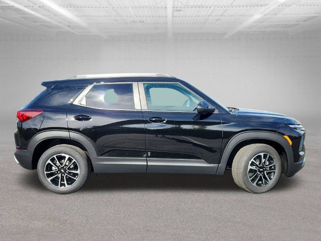 New 2026 Chevrolet TrailBlazer LT w/ LT Cold Weather Package AWD/4WD image 8