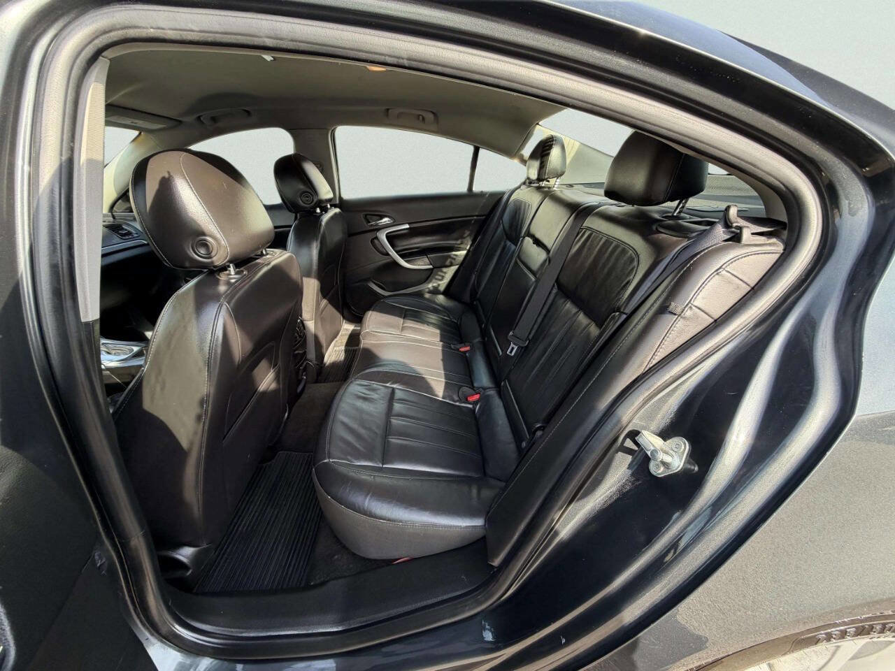 Used 2015 Buick Regal Premium image 16