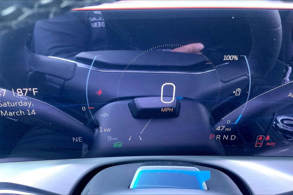 New 2026 Cadillac Vistiq Sport image 24