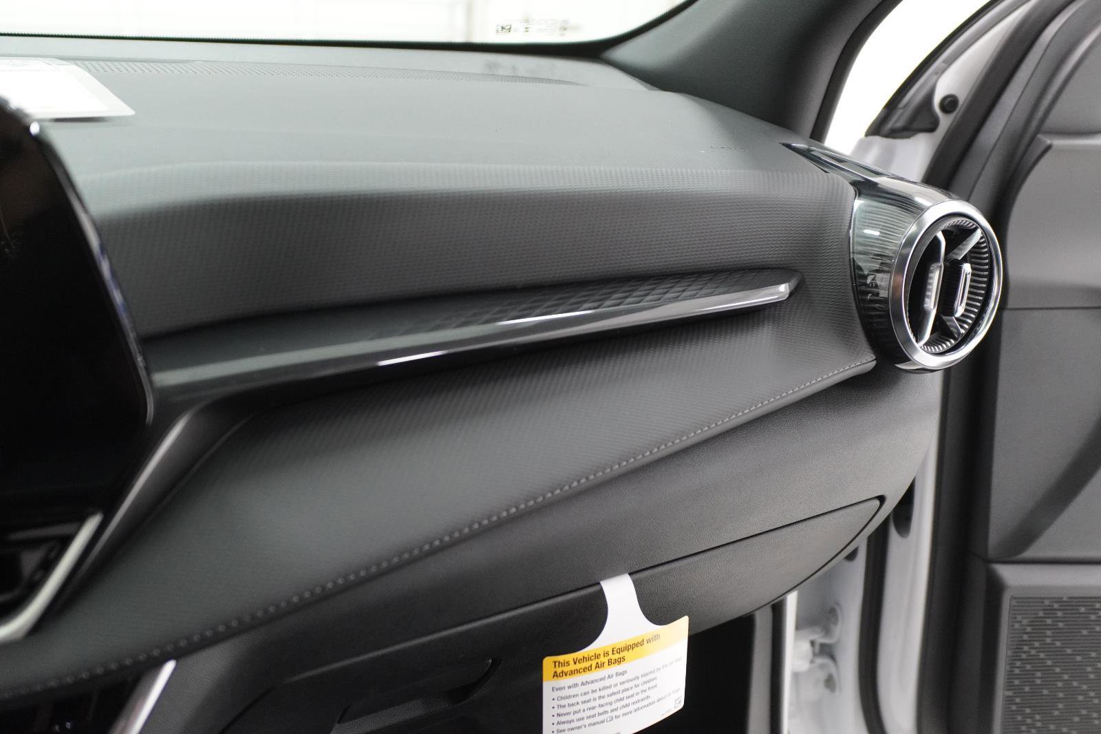 New 2026 Chevrolet Equinox LT w/ Midnight Edition image 28