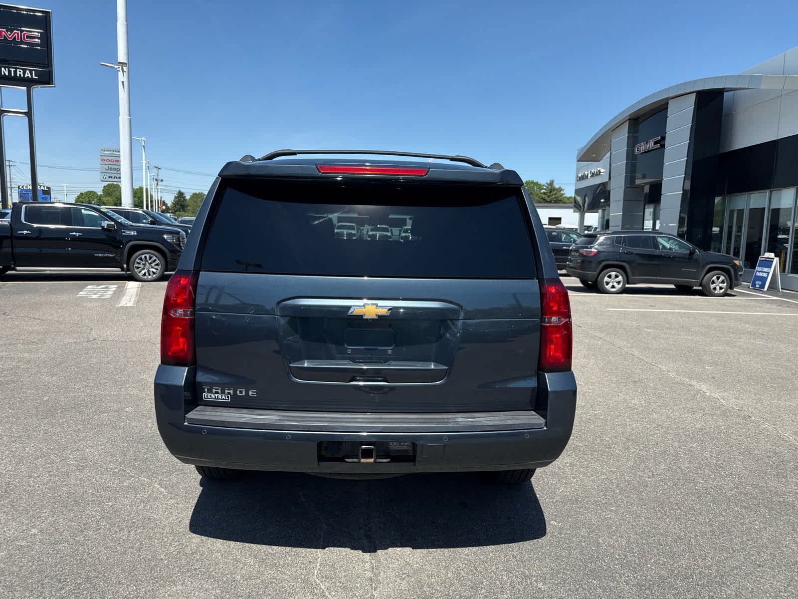 Used 2019 Chevrolet Tahoe LT AWD/4WD image 4