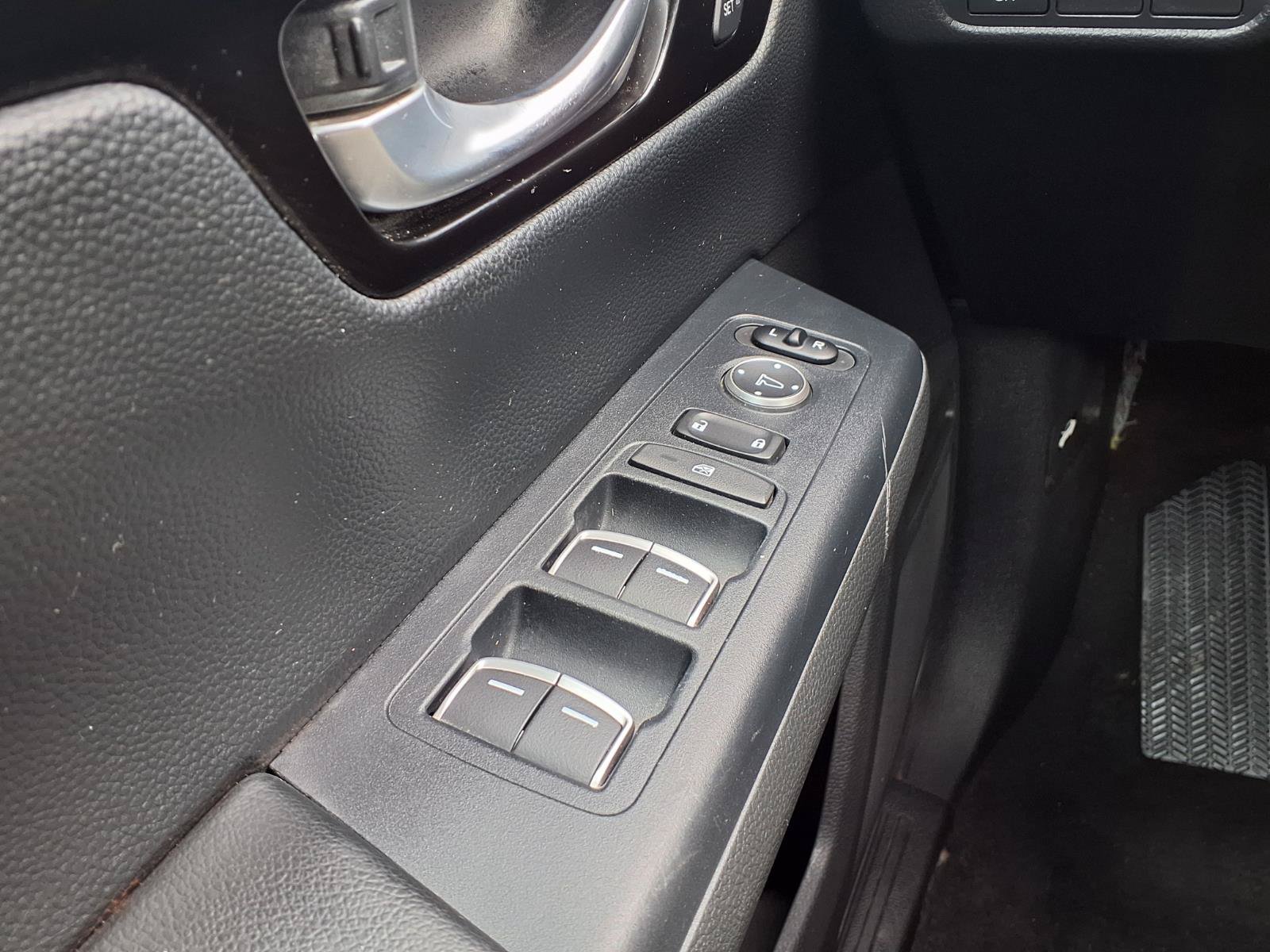 Certified 2023 Honda CR-V EX-L image 10