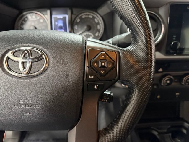Used 2016 Toyota Tacoma TRD Off-Road w/ Towing Package AWD/4WD image 14
