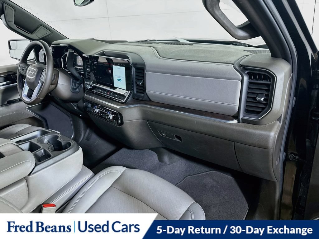 Used 2025 GMC Sierra 1500 SLT AWD/4WD image 15