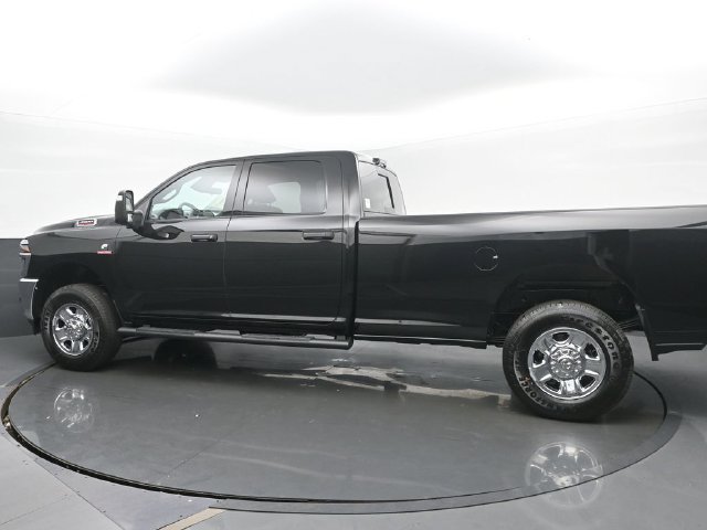 New 2026 RAM 3500 Tradesman AWD/4WD image 3