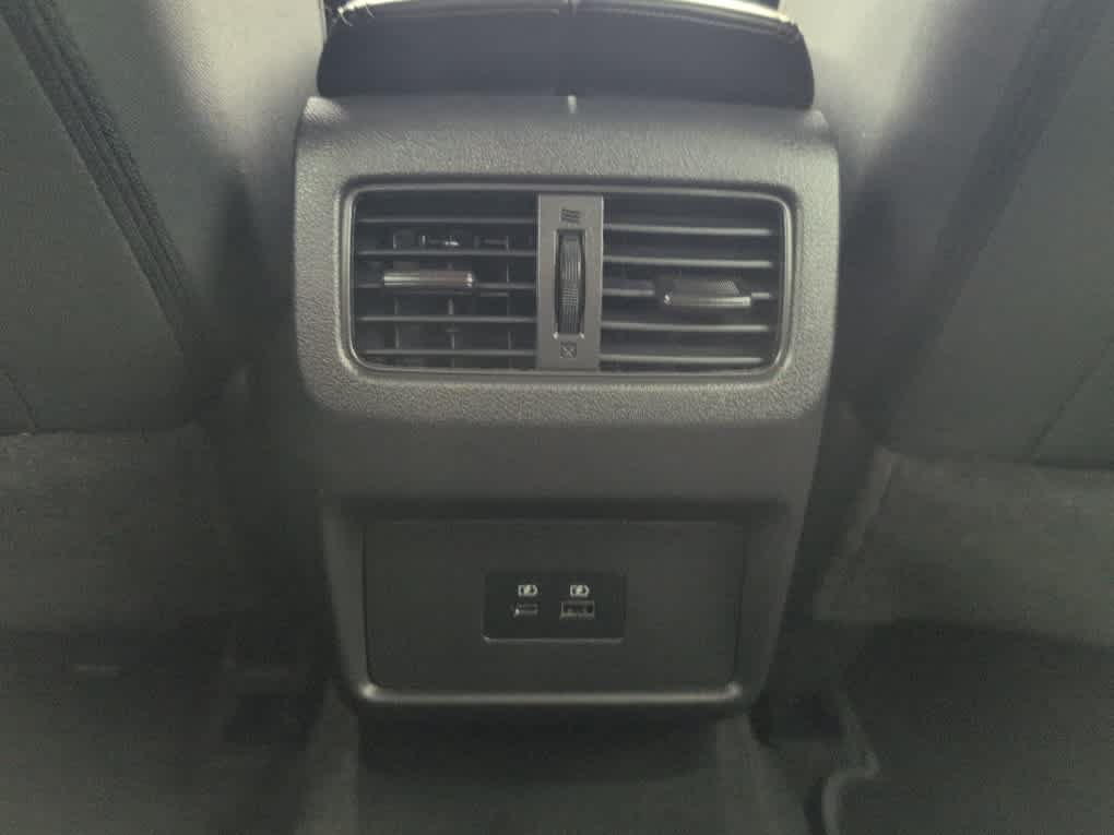 Used 2023 Nissan Rogue SV FWD image 18