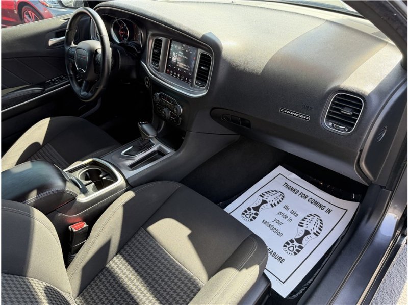 Used 2019 Dodge Charger R/T RWD image 28