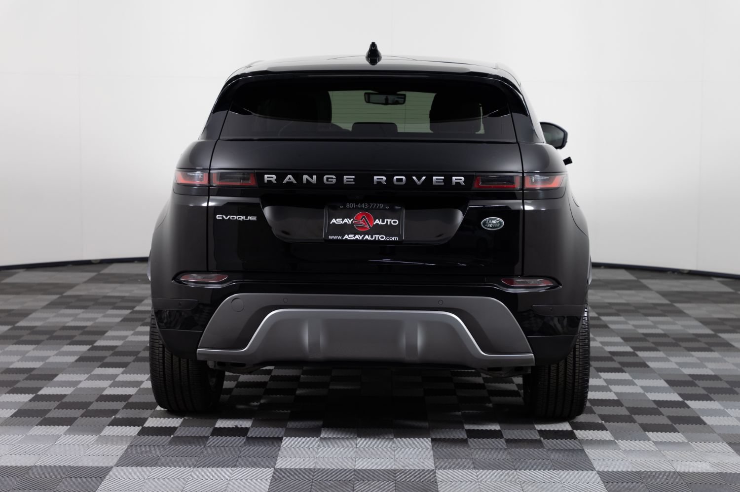 Used 2020 Land Rover Range Rover Evoque SE AWD/4WD image 6