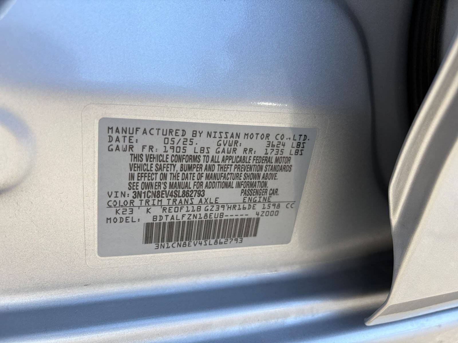 Used 2025 Nissan Versa SV FWD image 27