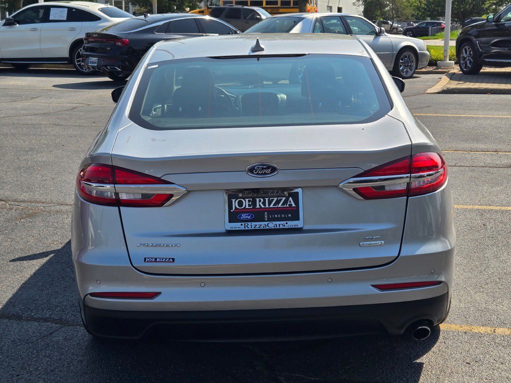 Used 2020 Ford Fusion SE image 10