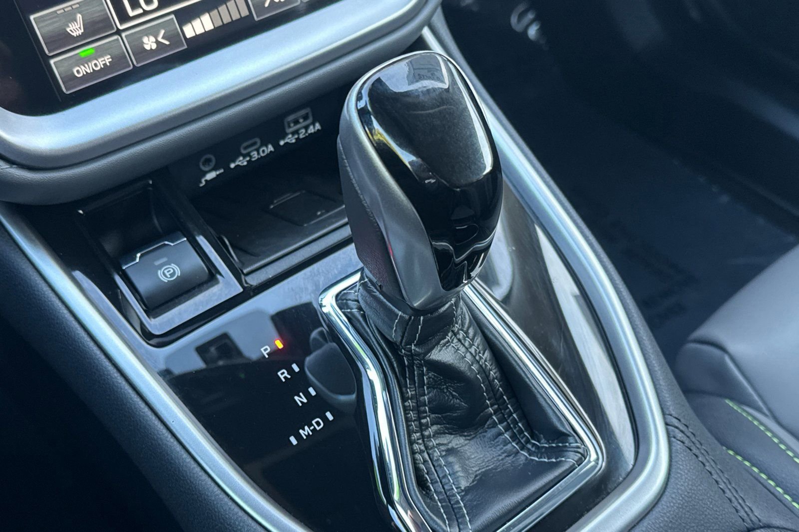 Certified 2025 Subaru Outback Onyx Edition w/ Tech Package 2 image 24