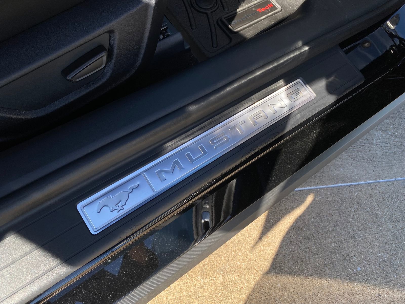 Used 2024 Ford Mustang GT Premium image 15