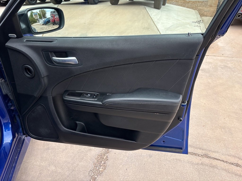 Certified 2022 Dodge Charger R/T w/ Blacktop Package image 25