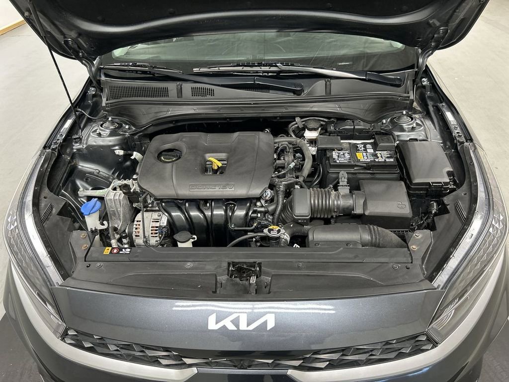 Certified 2023 Kia Forte LXS FWD image 23