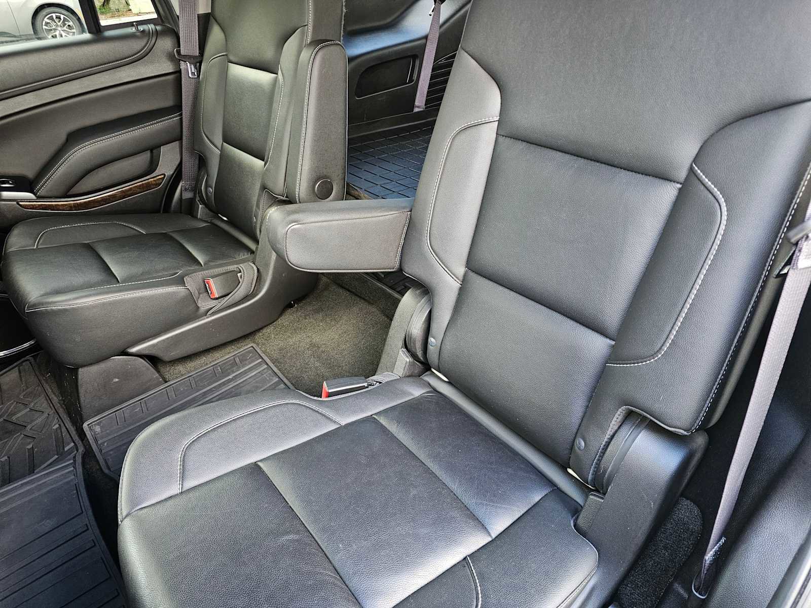 Used 2017 Chevrolet Tahoe LT image 17