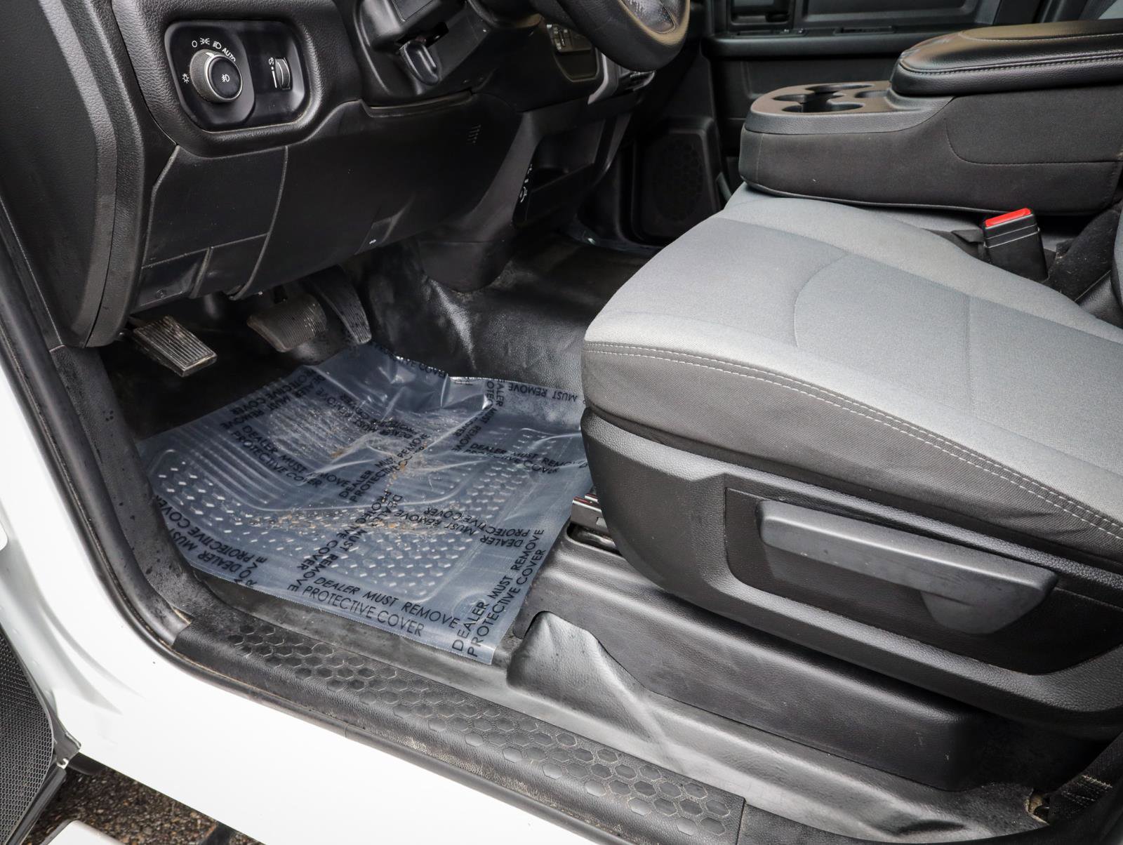 Used 2022 RAM 3500 Tradesman w/ Chrome Appearance Group image 14