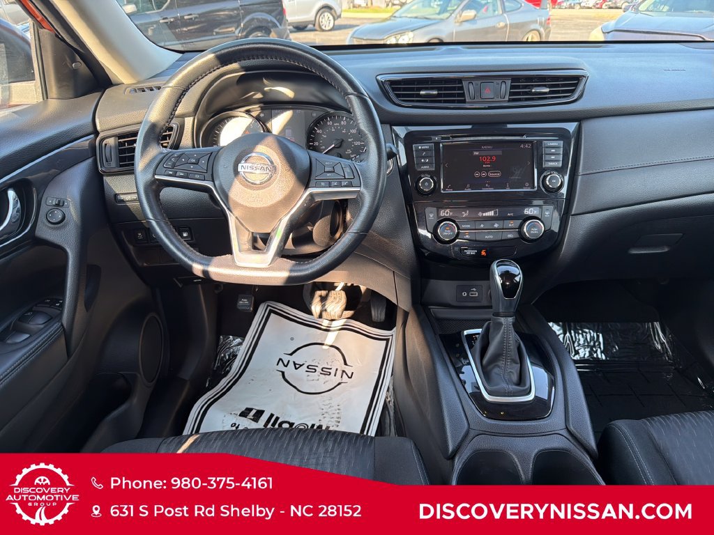 Certified 2019 Nissan Rogue SV FWD image 35