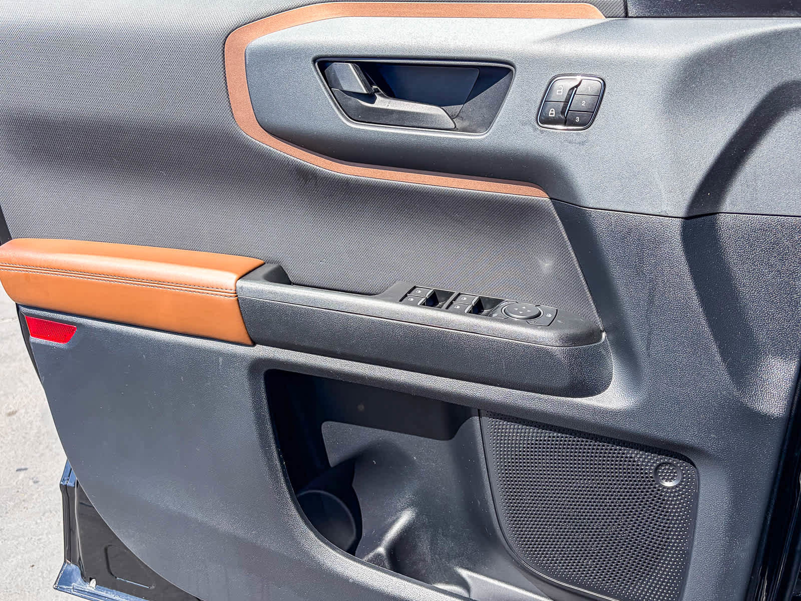 Used 2023 Ford Bronco Sport Outer Banks AWD/4WD image 19