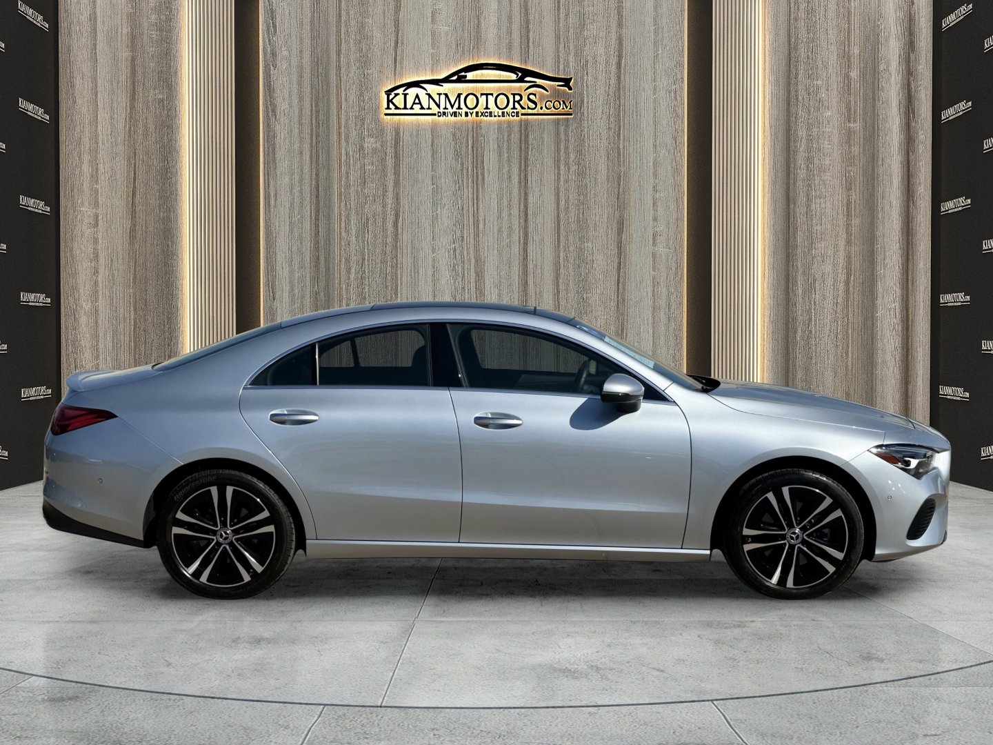 Used 2025 Mercedes-Benz CLA 250 image 8