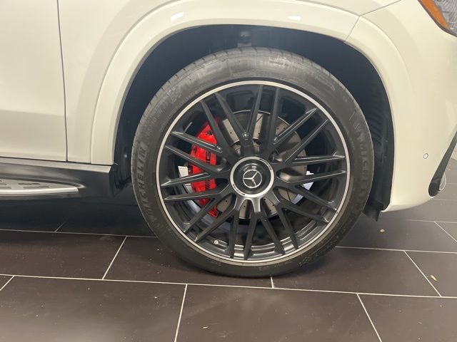 Used 2024 Mercedes-Benz GLS 63 AMG 4MATIC image 15