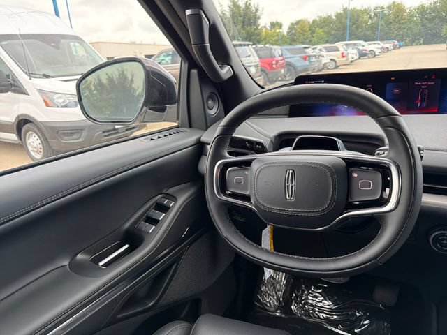 New 2027 Lincoln Navigator Reserve w/ Jet Appearance Package AWD/4WD image 18