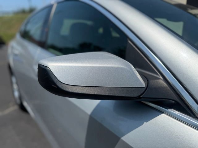 Used 2020 Chevrolet Malibu LS w/ Driver Confidence Package II image 33