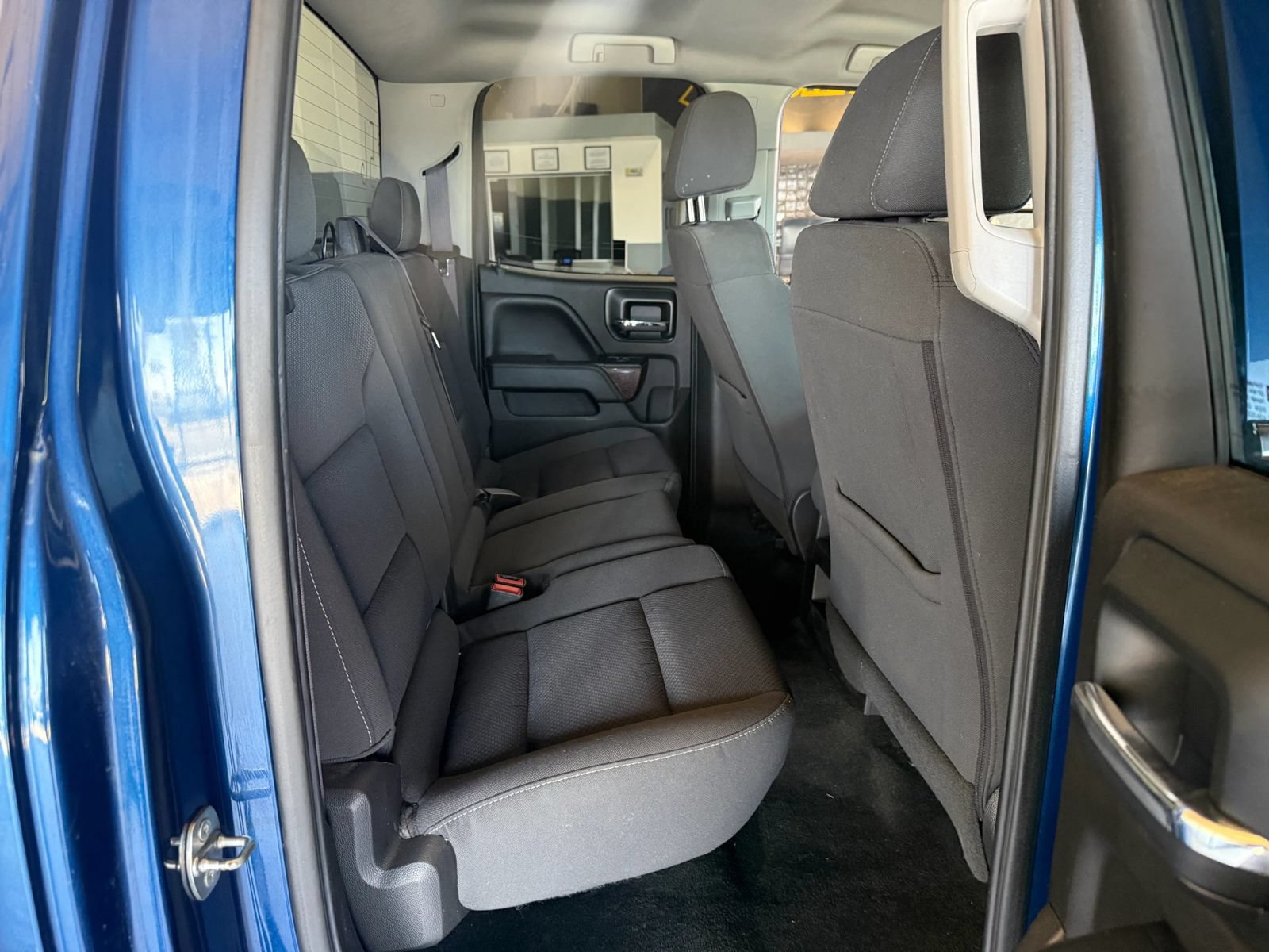 Used 2017 GMC Sierra 1500 SLE w/ SLE Value Package AWD/4WD image 11