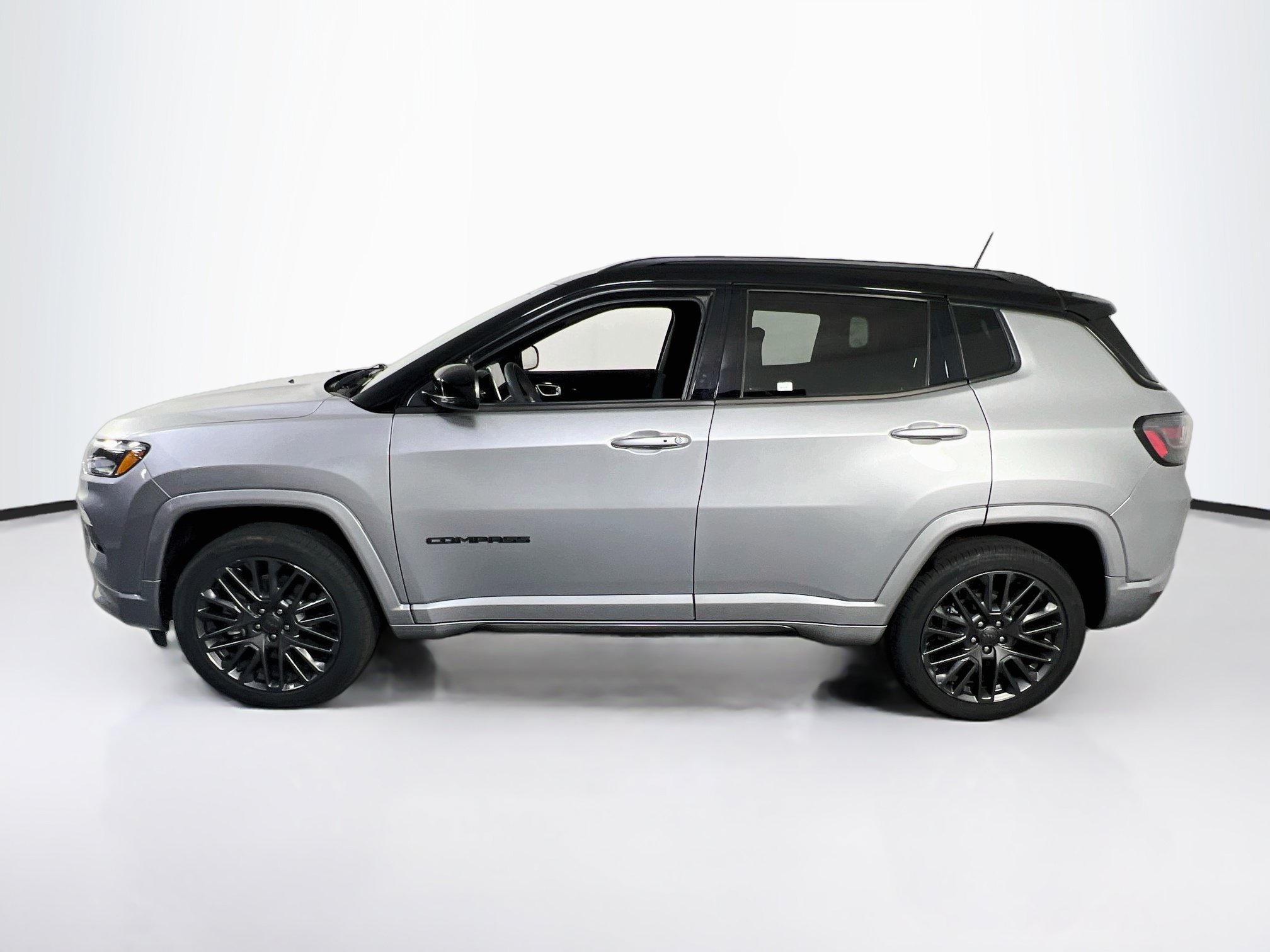 Used 2023 Jeep Compass High Altitude AWD/4WD image 8
