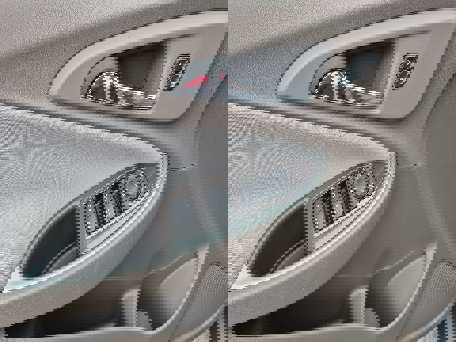 Used 2023 Chevrolet Malibu LT image 23