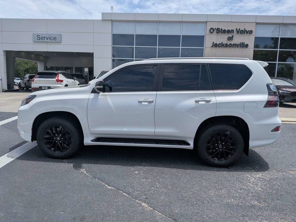 Used 2022 Lexus GX 460 Premium AWD/4WD image 3